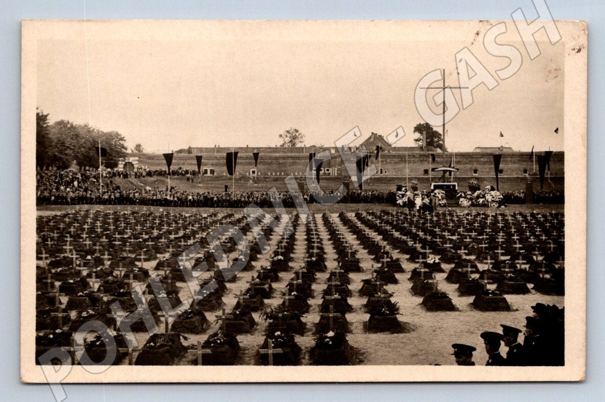 Postcard Terezín National Cemetery at the Small Fortress Hist (ST3559)