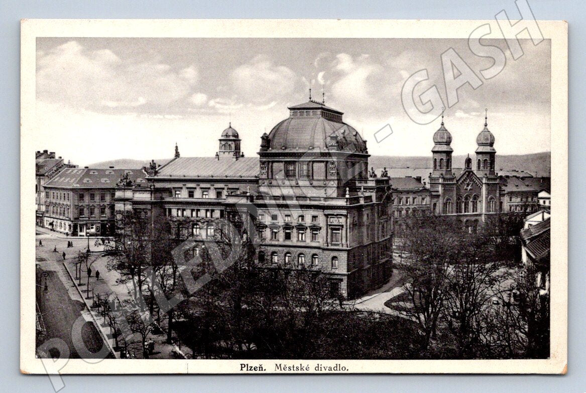 Postcard Pilsen City Theatre Hist B/W until 1950 (ST3574)