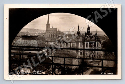 Postcard Pilsen Museum and Church of St. Bartholomew (ST3616)