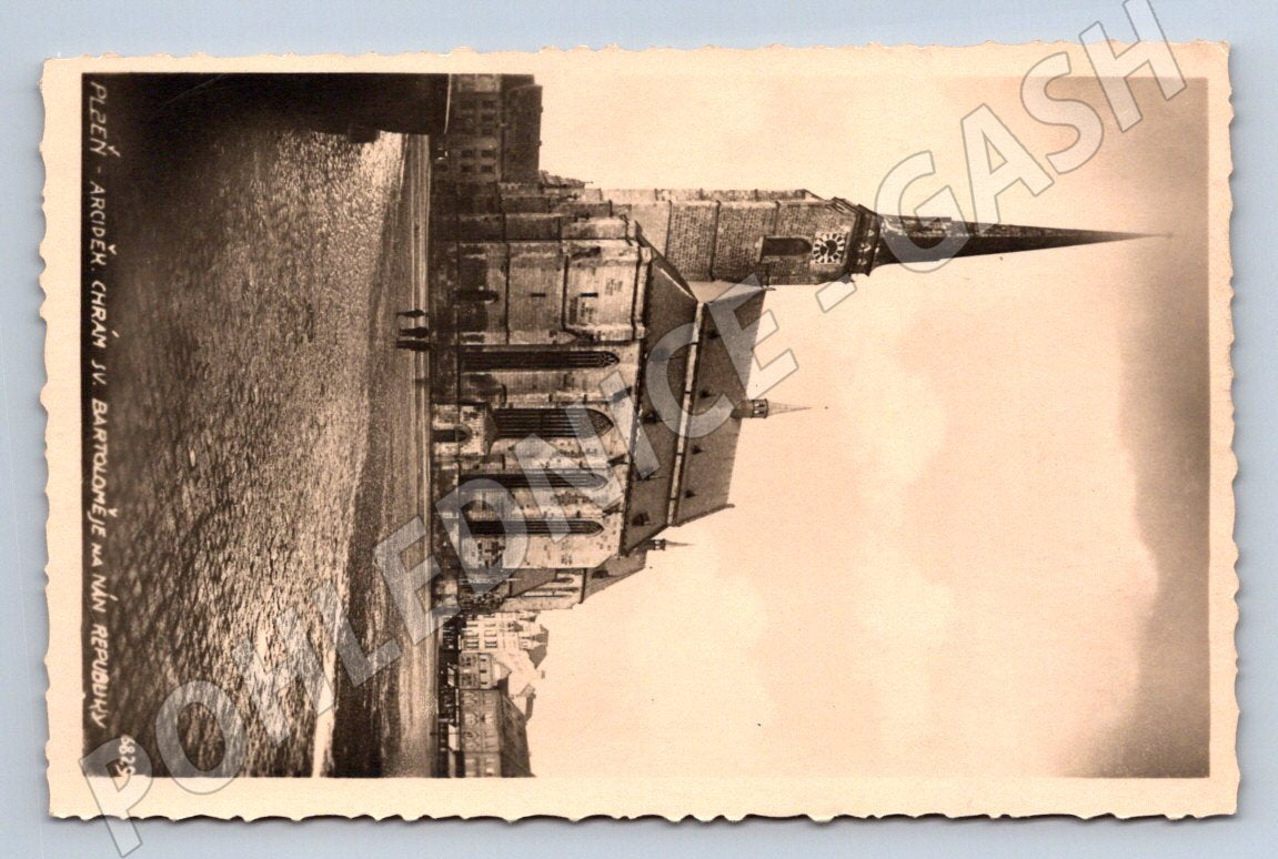 Postcard Pilsen Cathedral of St. Bartholomew (ST3618)