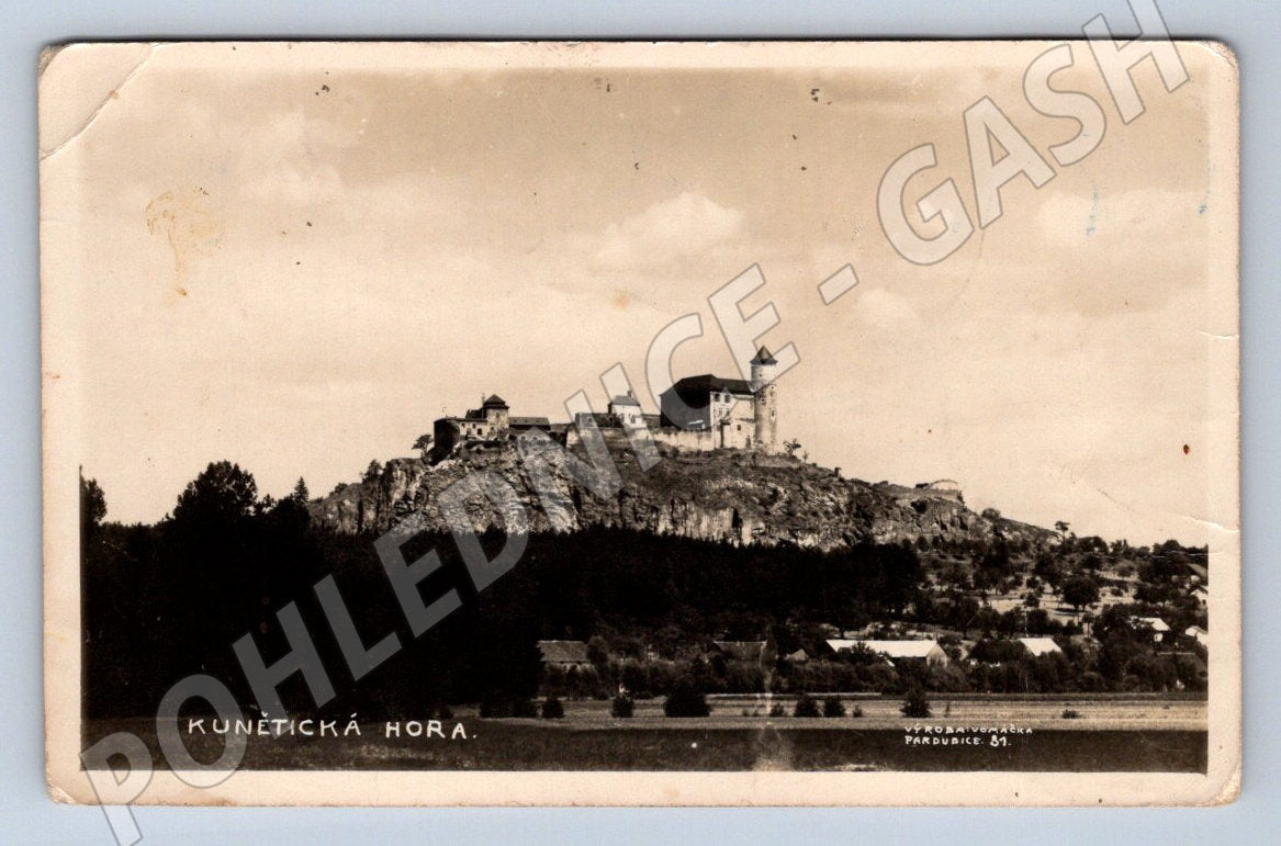 Postcard Kunětická Hora historical (ST3632)