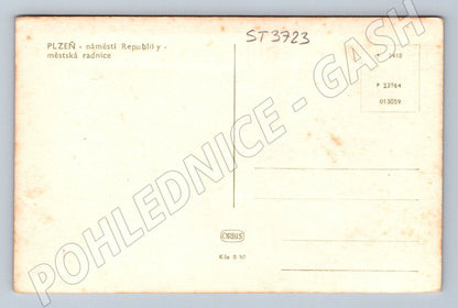 Postcard Pilsen Republic Square and Town Hall (ST3723)