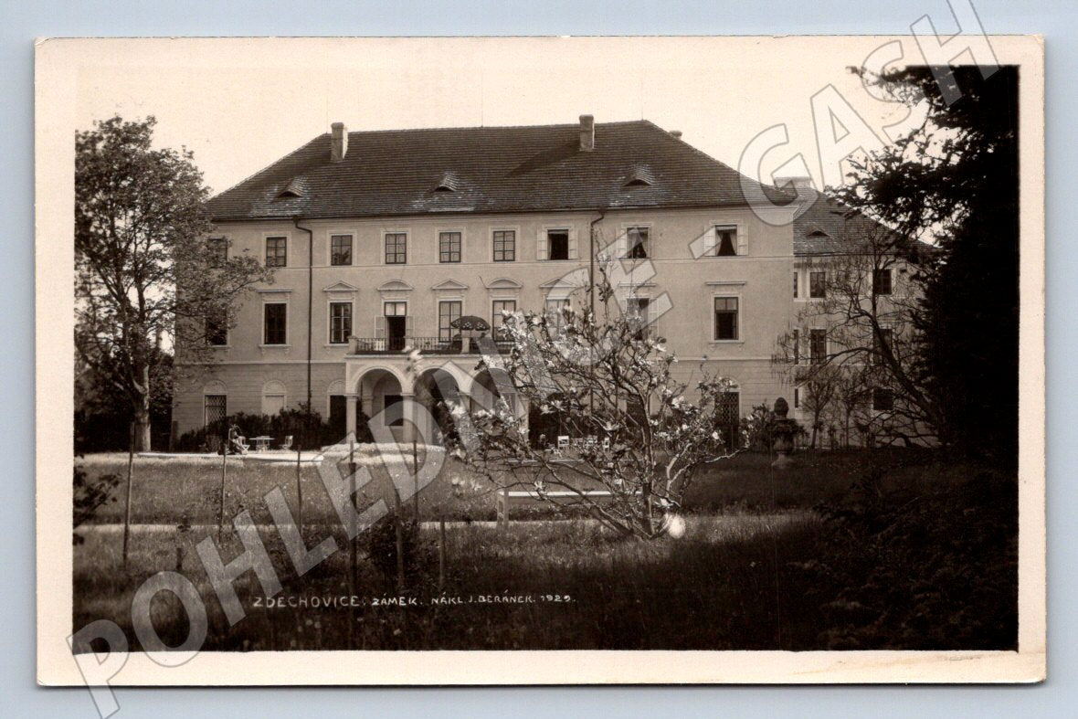 Postcard Zdechovice chateau 1925 (ST3738)