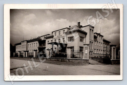 Postcard Rychnov nad Kněžnou district hospital 1940 (ST3770)