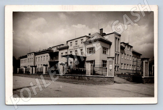 Postcard Rychnov nad Kněžnou district hospital 1940 (ST3770)