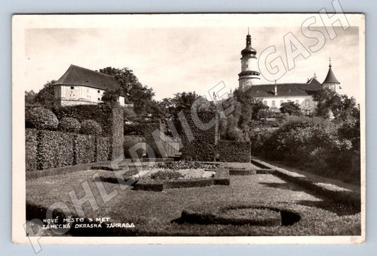 Postcard Nové Město nad Metují castle and garden 1940 (ST3773)
