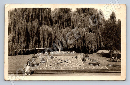 Postcard Poděbrady flower clock Czechoslovakia (ST3972)