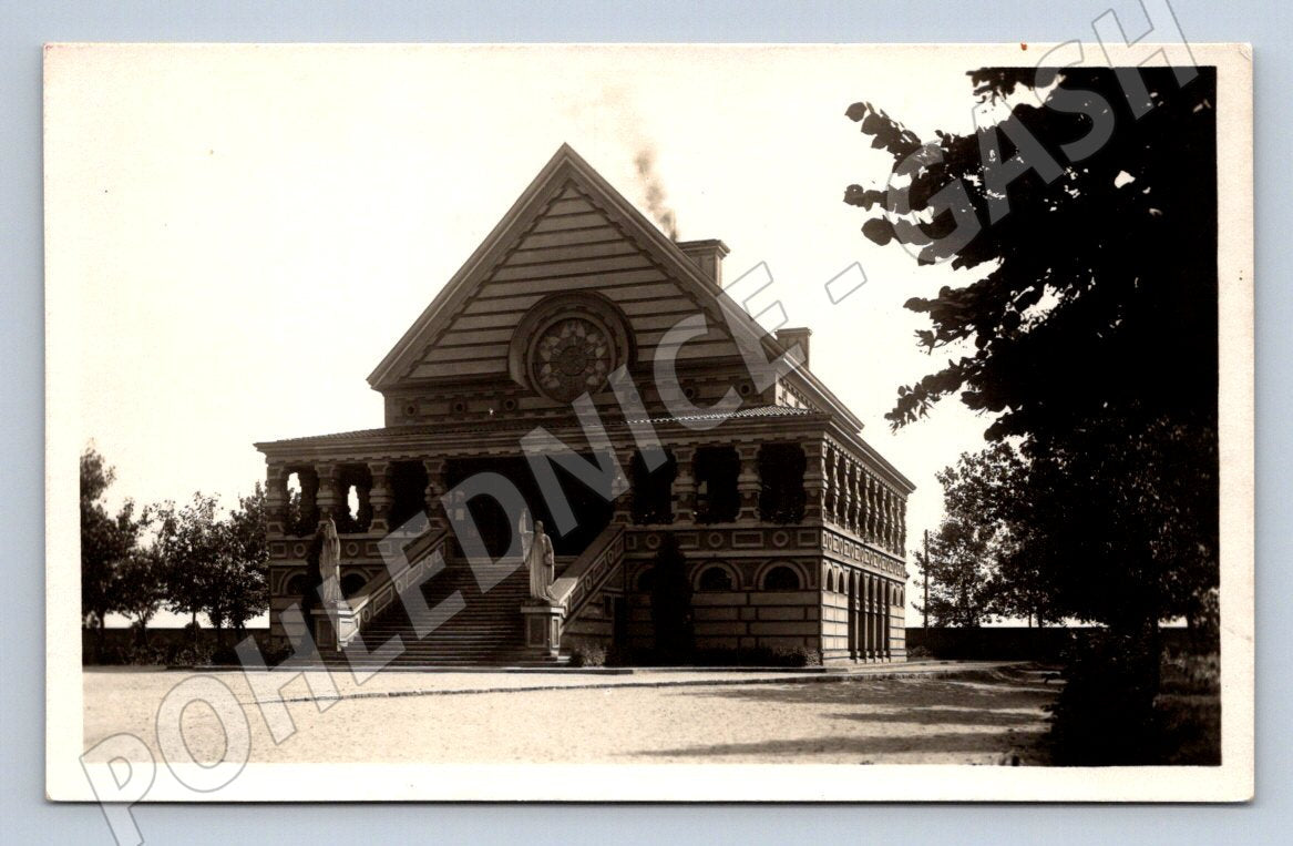 Postcard Pardubice crematorium before 1950 (ST4009)