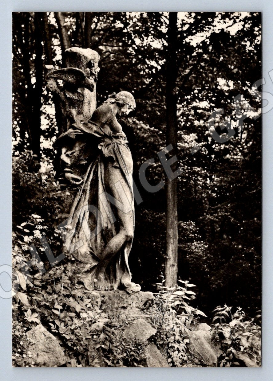 Postcard Česká Třebová statue of Šárka Kocián (ST4164)