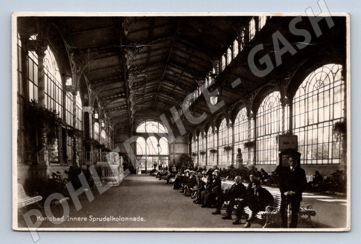Postcard Karlovy Vary Hot Spring Colonnade (ST4206)